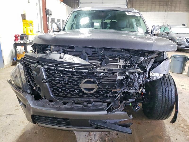 2019 Nissan Armada sv