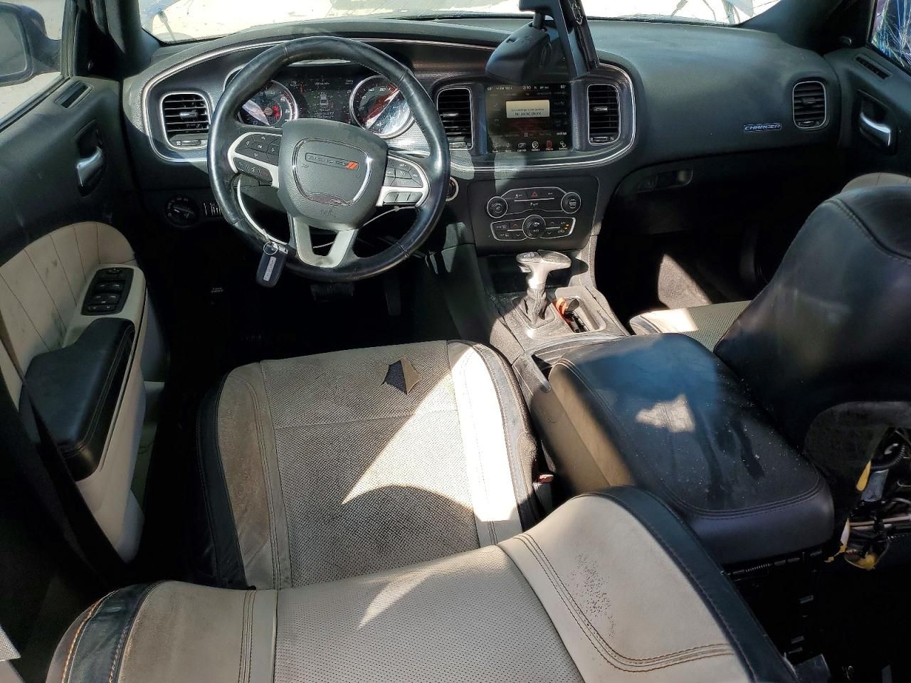 2015 Dodge Charger sxt