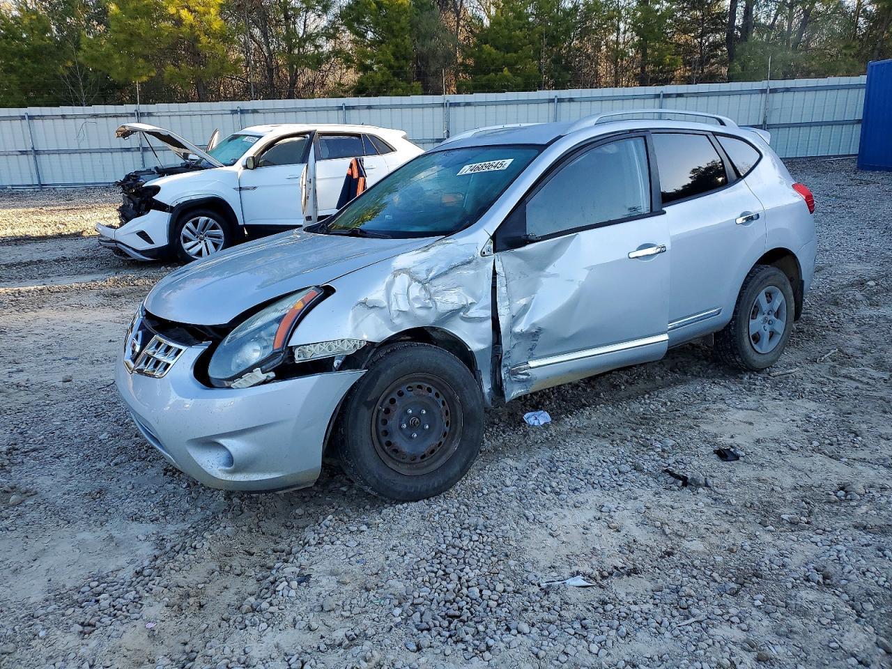 2014 Nissan Rogue Select s