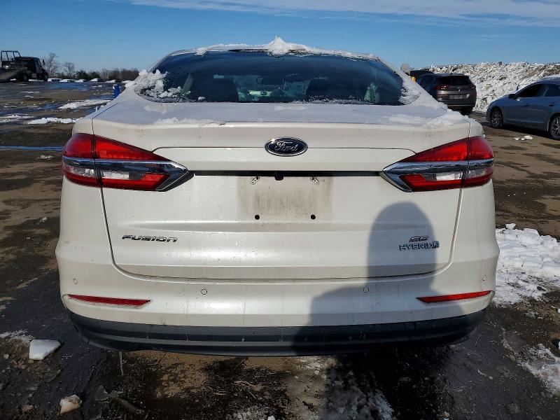 2019 Ford Fusion se