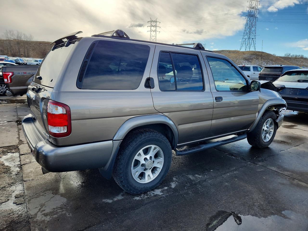2001 Nissan Pathfinder le