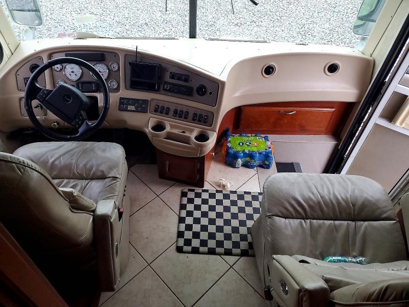 2004 Freigliner 2004 Georgie BOY Bellagio Motorhomes