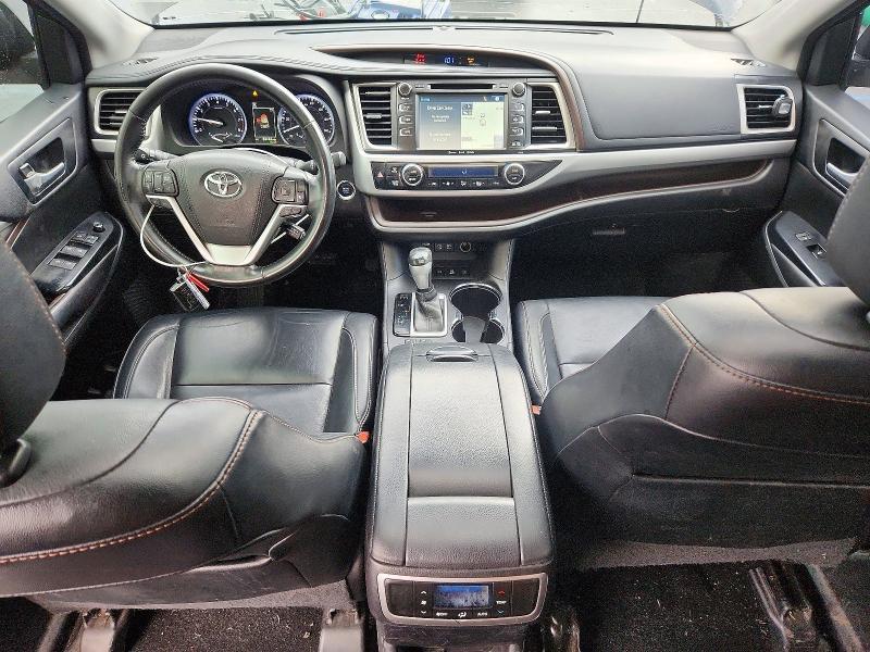 2017 Toyota Highlander se