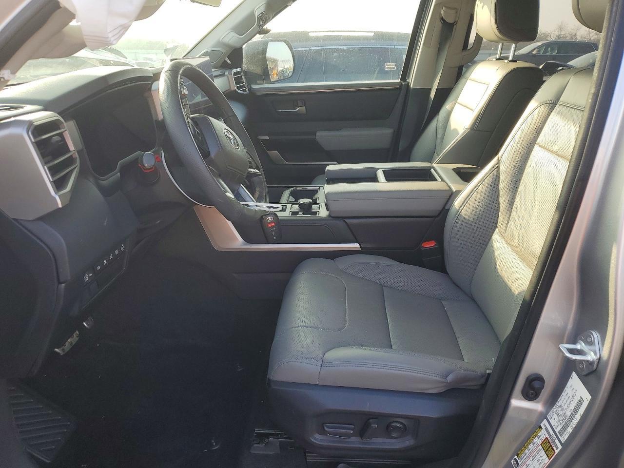 2024 Toyota Tundra Limited HV