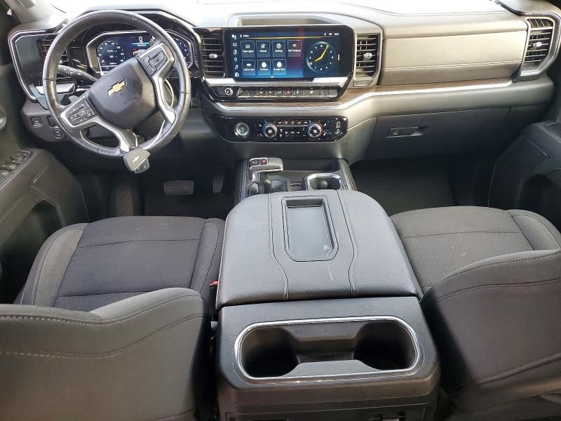 2022 Chevrolet Silverado C1500 LT