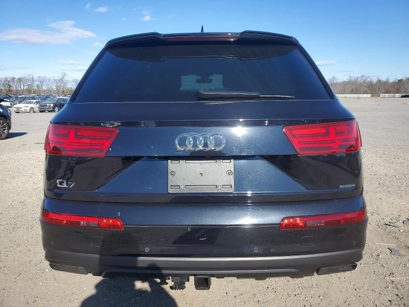 2019 Audi Q7 Prestige