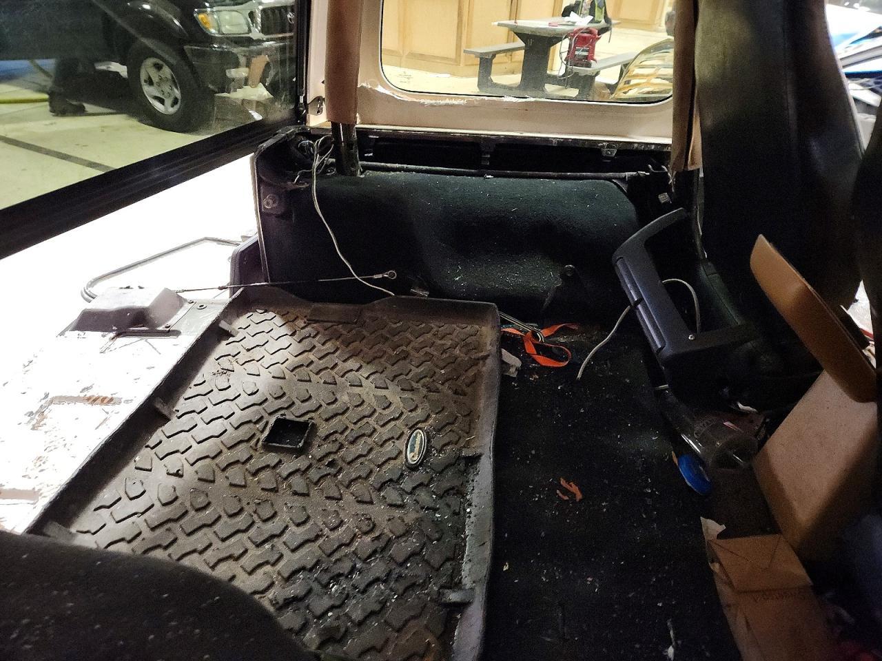 1998 Jeep Wrangler / tj Sahara
