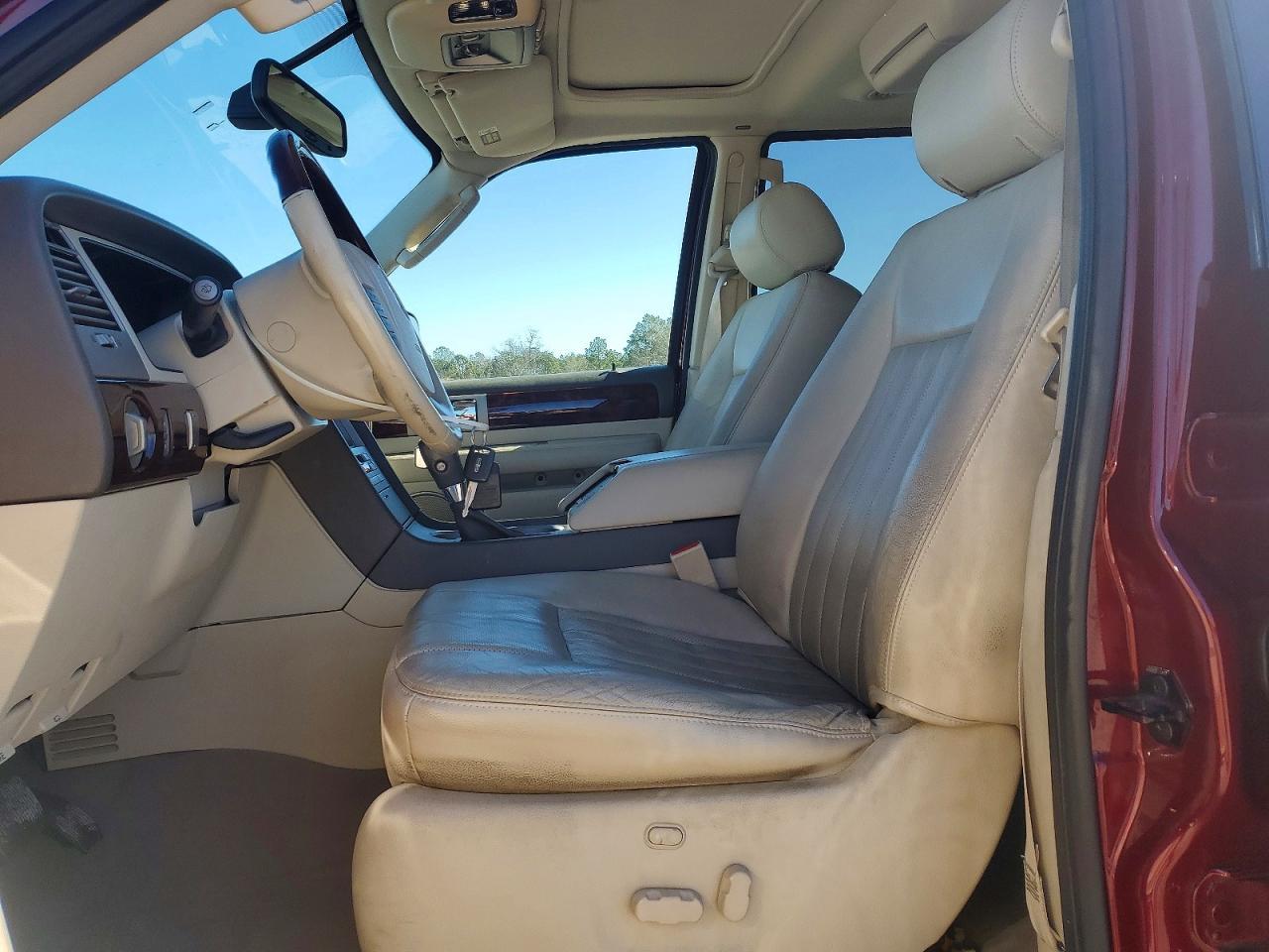 2004 Lincoln Navigator
