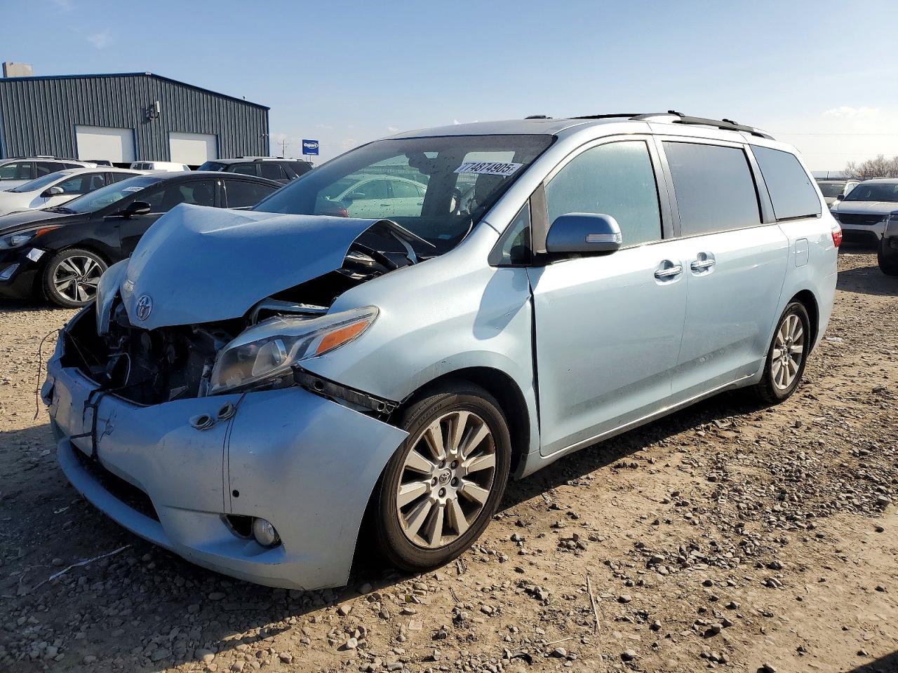2015 Toyota Sienna xle