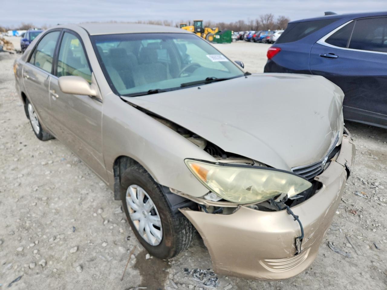 2005 Toyota Camry le