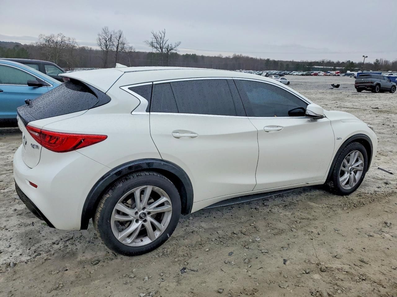 2017 Infiniti Qx30 Base