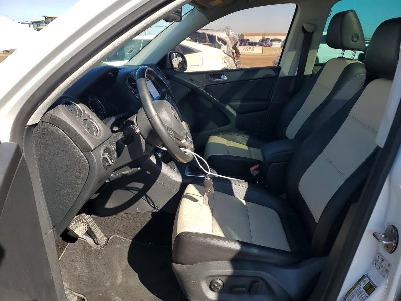 2016 Volkswagen Tiguan s