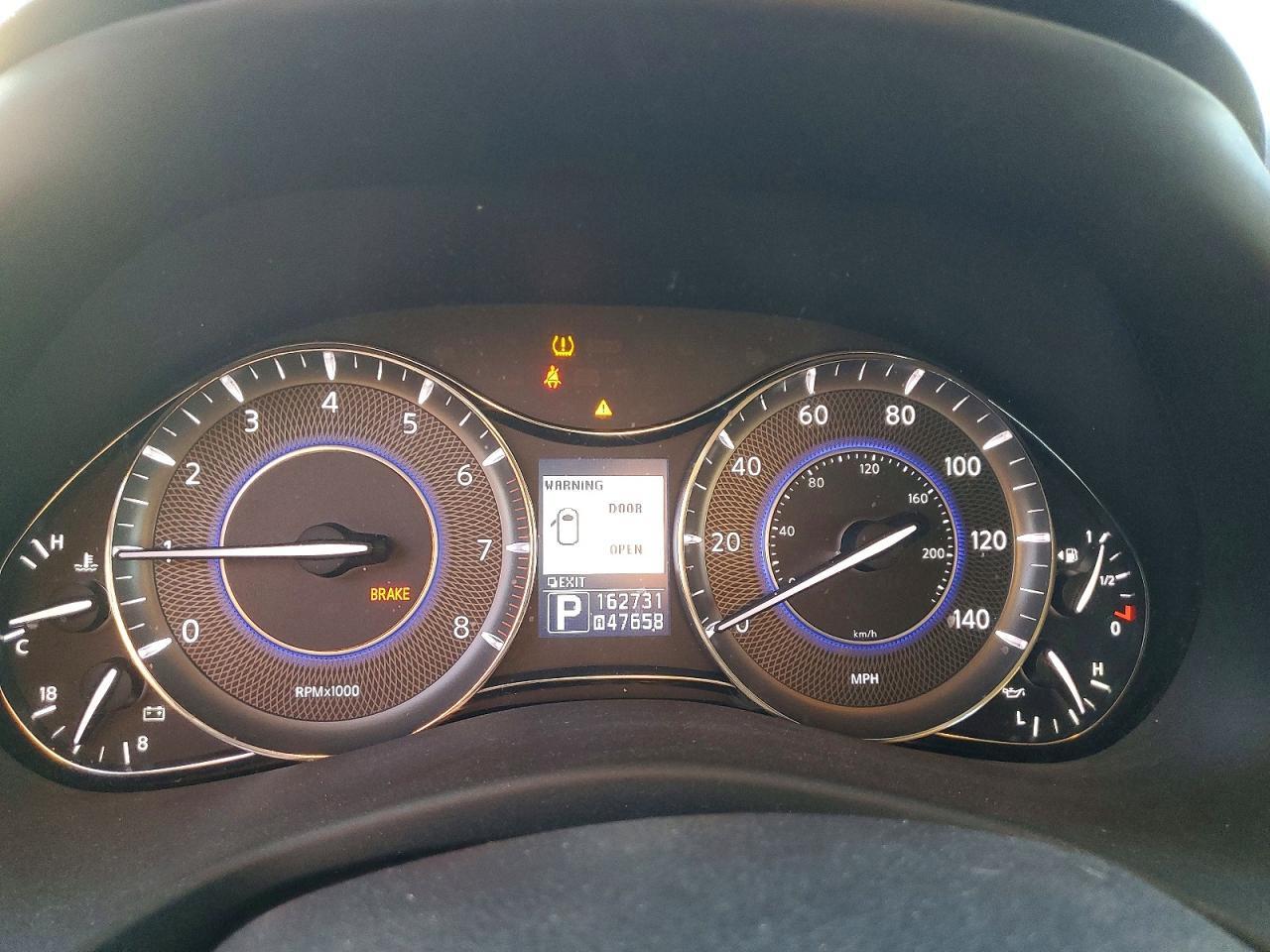 2012 Infiniti Qx56