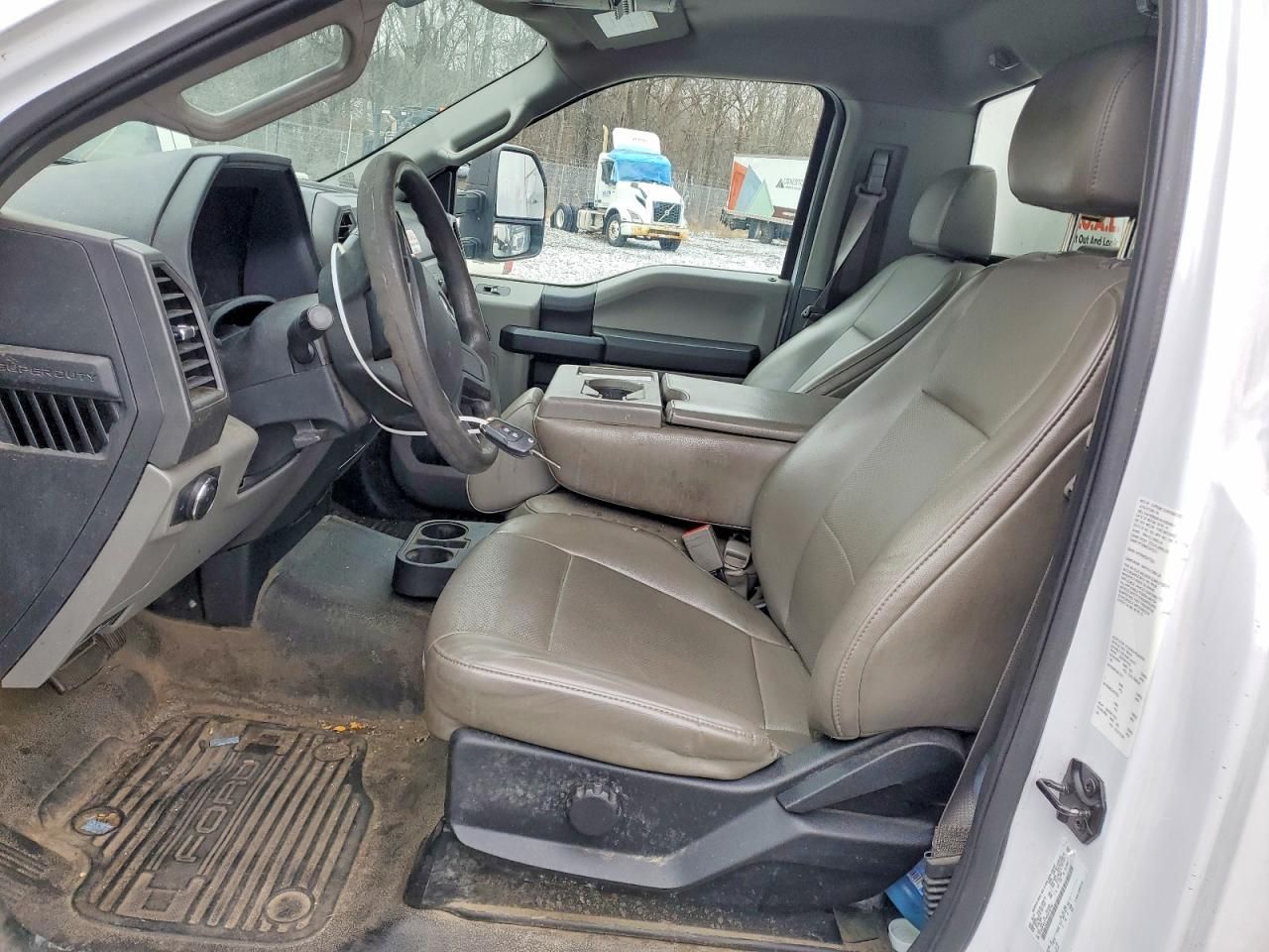 2019 Ford F450 Super Duty BOX Truck