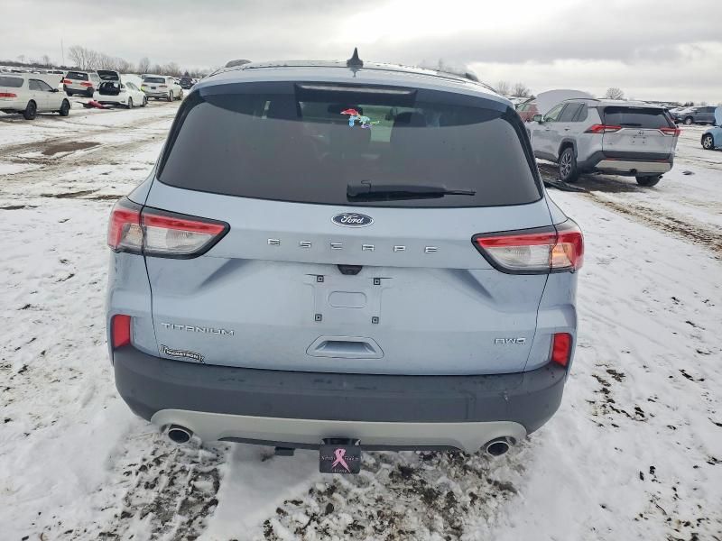 2022 Ford Escape Titanium