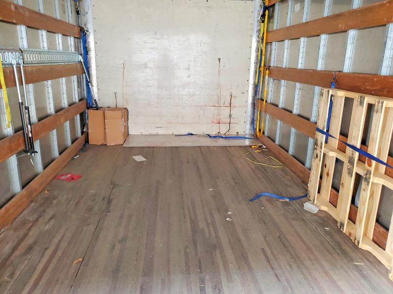 2015 Chevrolet Express BOX Truck