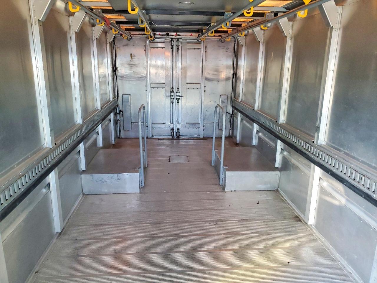 2012 Workhorse Custom Chassis 2012 Workhorse Commercial Delivery Truck