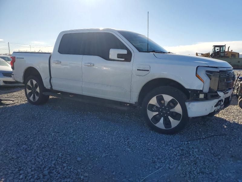 2023 Ford F150 Lightning pro