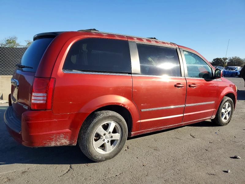 2010 Chrysler Town & Country Touring