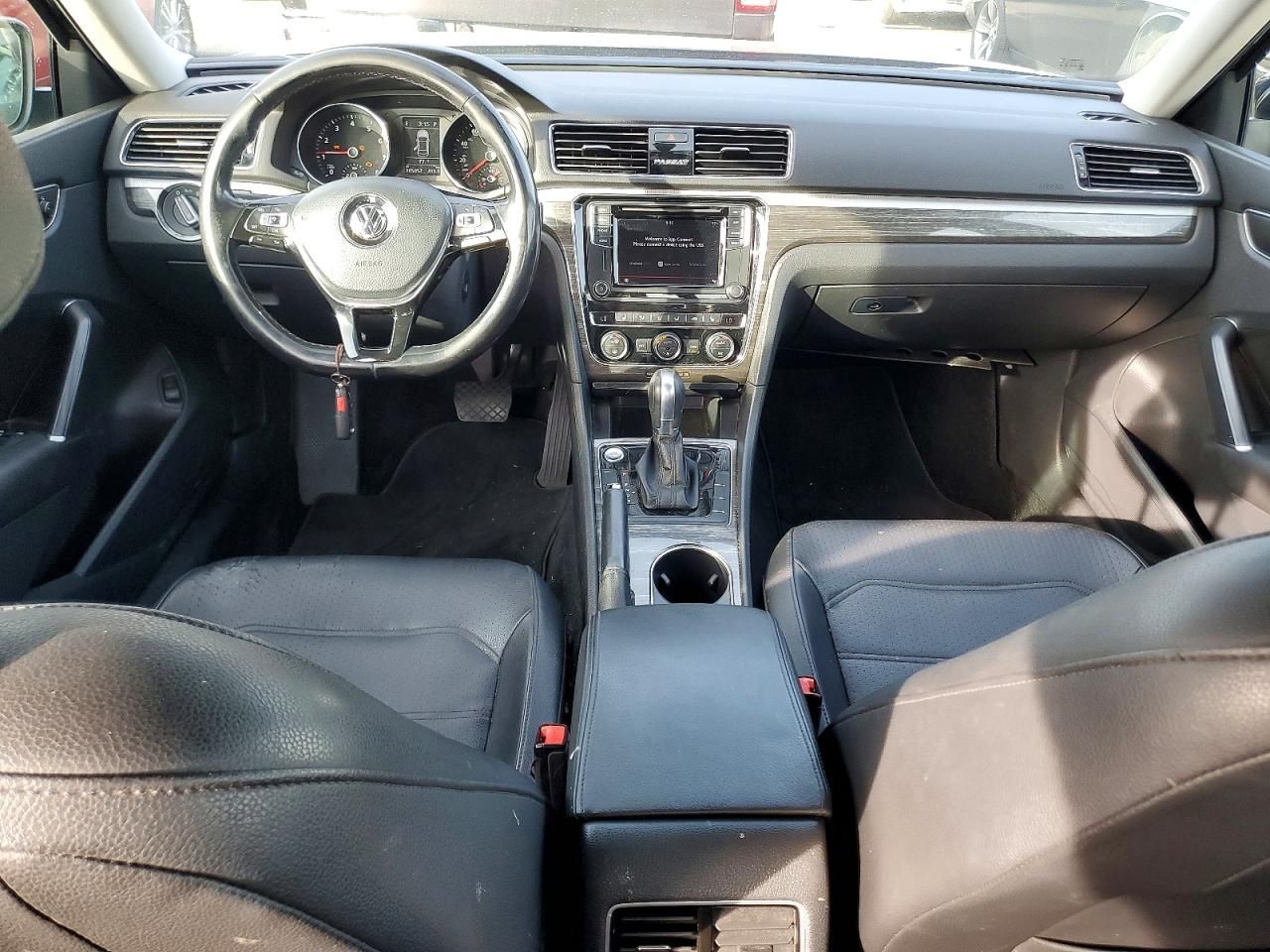 2018 Volkswagen Passat se