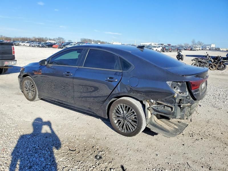 2024 KIA Forte gt Line