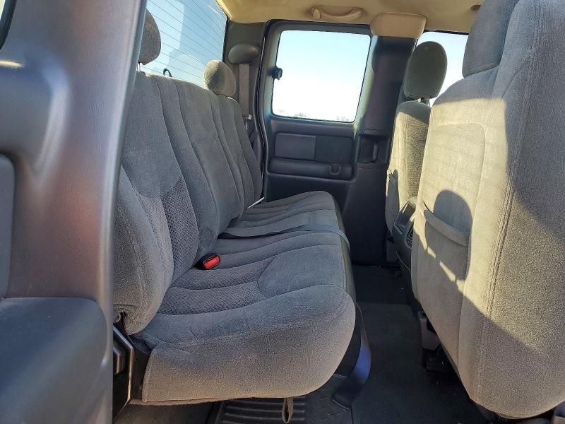 2004 Chevrolet Silverado K1500