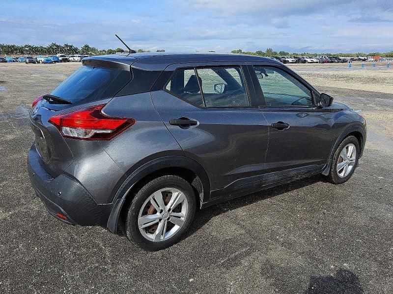 2020 Nissan Kicks s