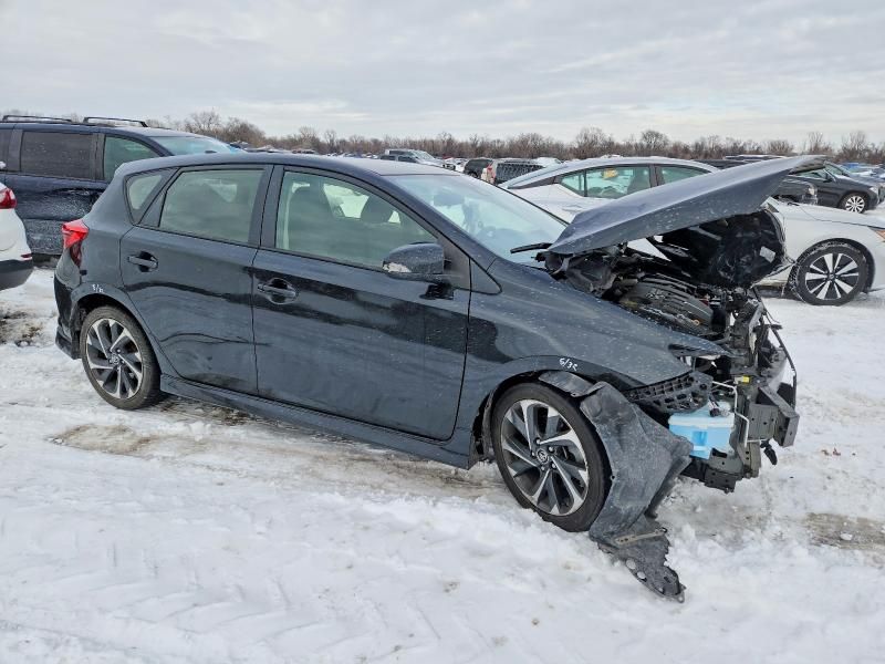 2017 Toyota Corolla im