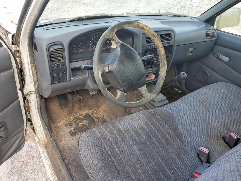 1997 Nissan Truck