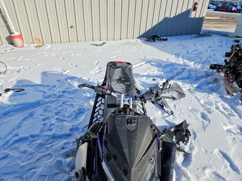 2022 Polaris Snowmobile