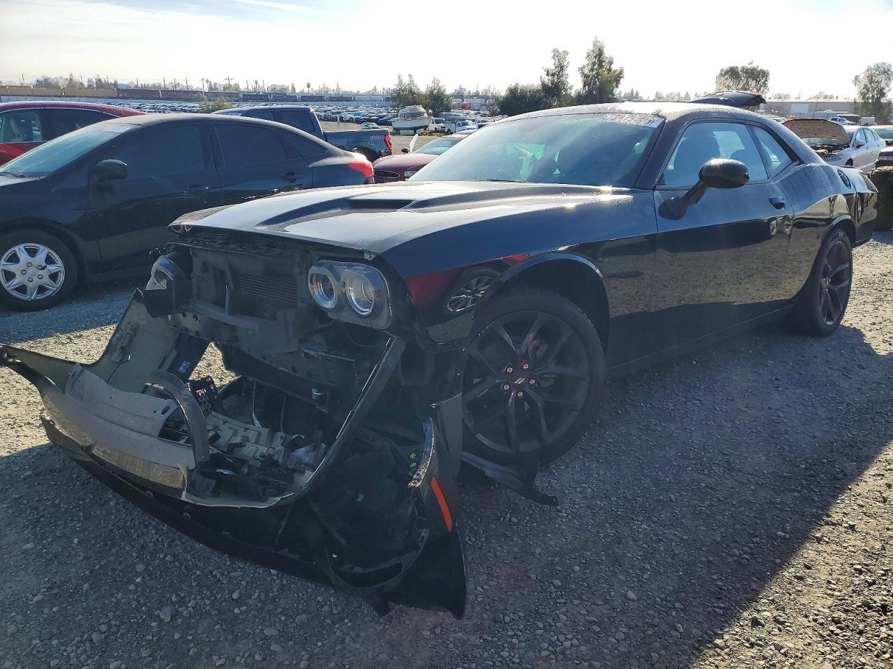 2022 Dodge Challenger sxt