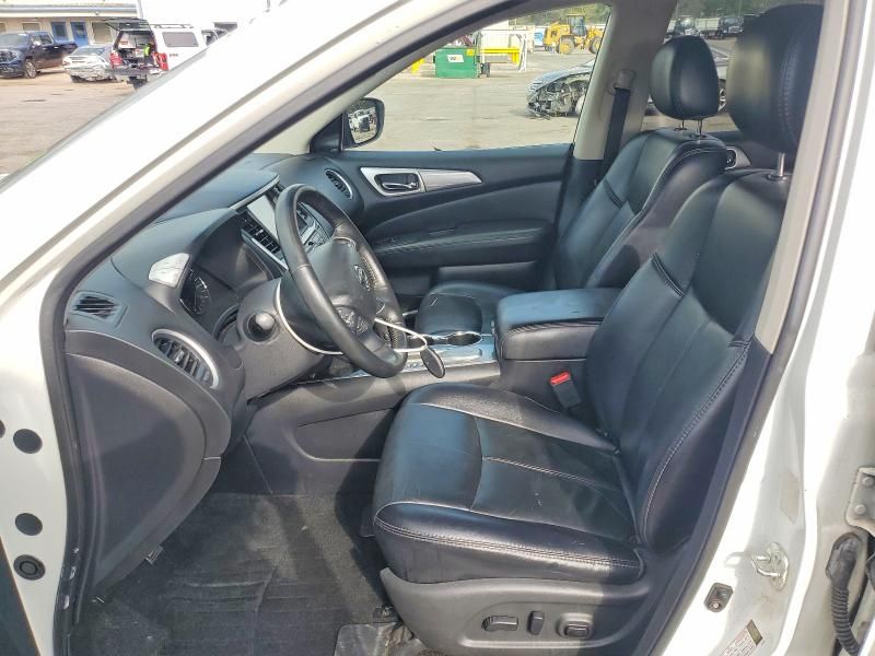 2019 Nissan Pathfinder s