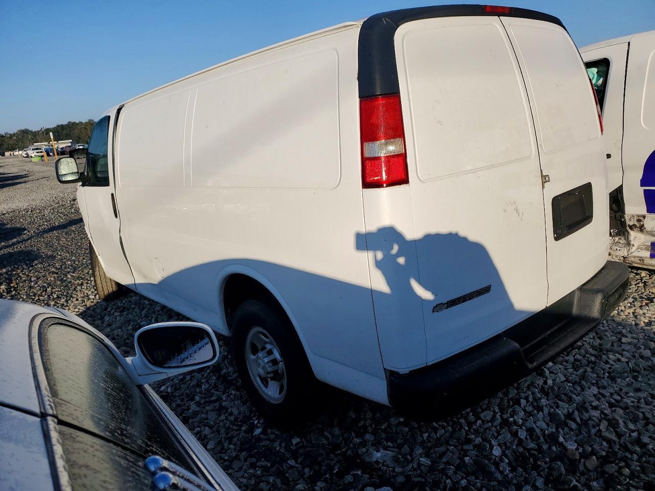 2018 Chevrolet Express G2500