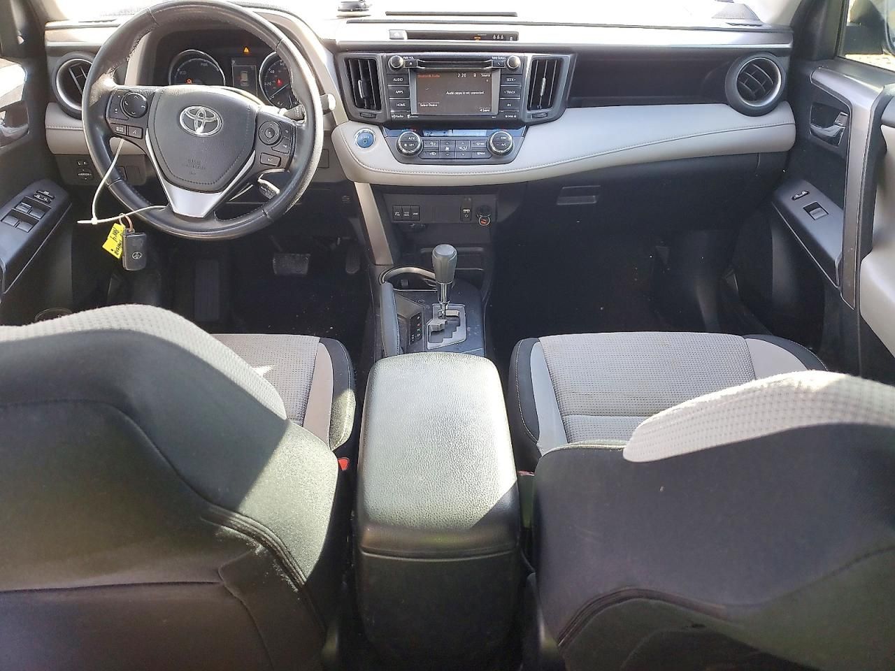 2018 Toyota Rav4 hv le