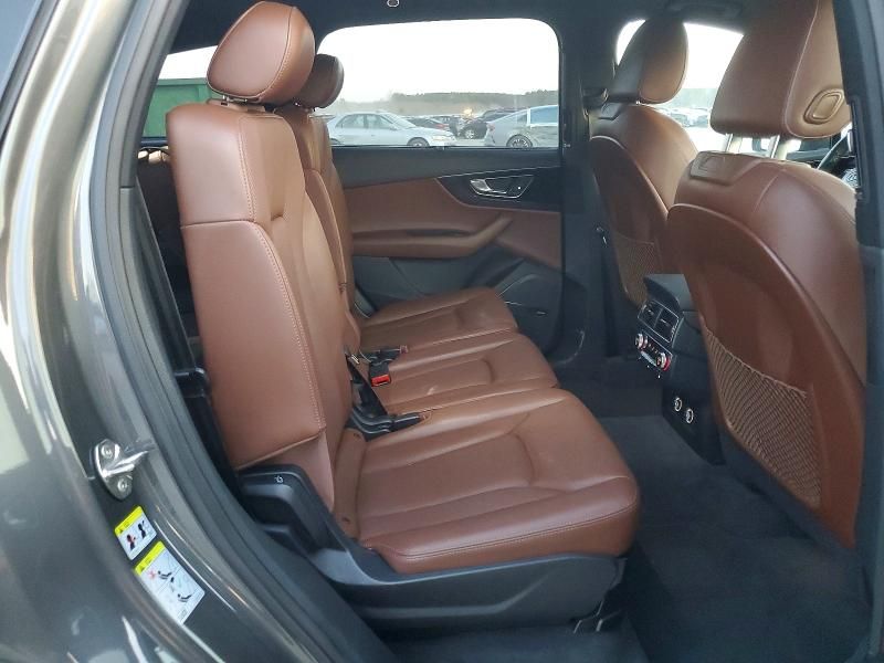 2019 Audi Q7 Prestige