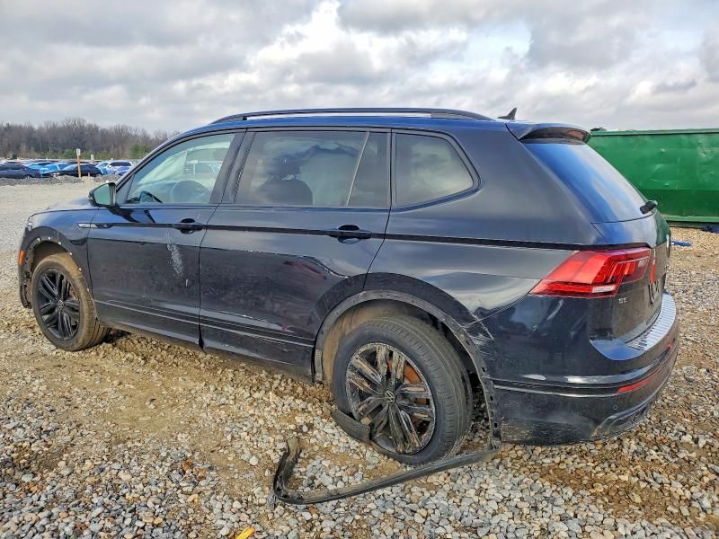 2022 Volkswagen Tiguan se R-line Black