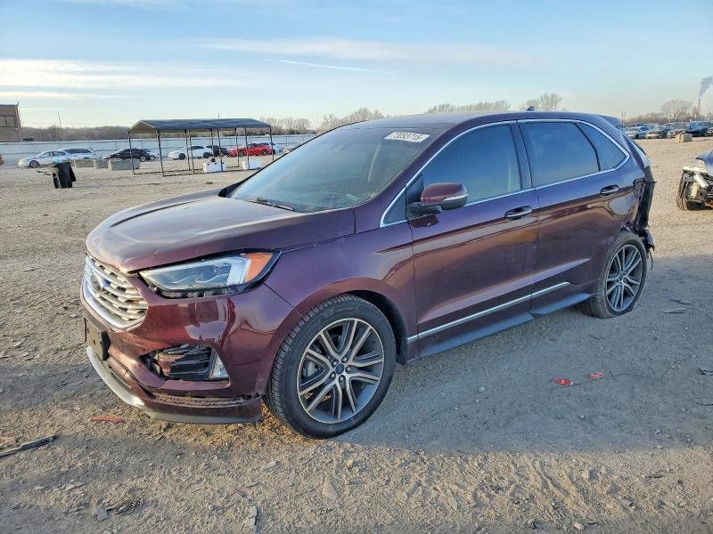 2019 Ford Edge Titanium