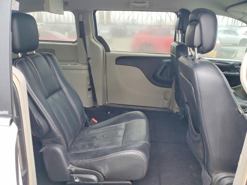 2012 Chrysler Town & Country Touring
