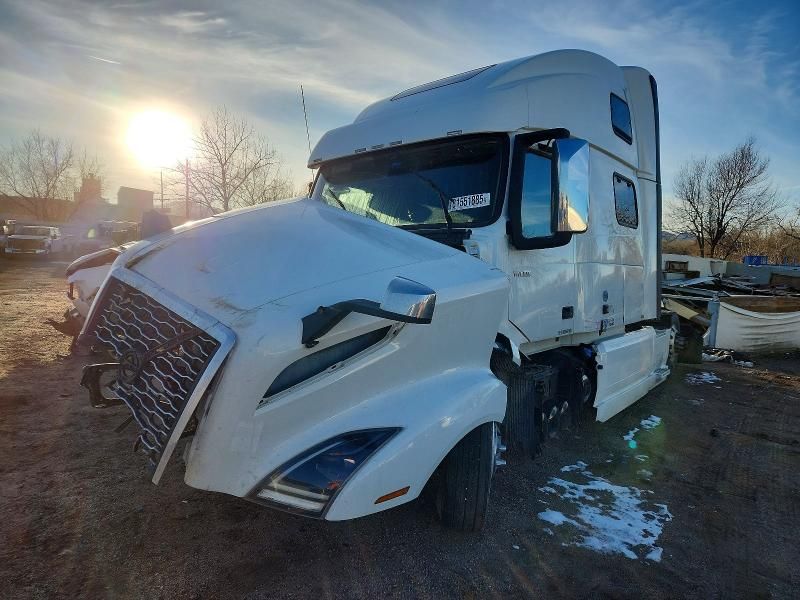 2020 Volvo Vnl Semi Truck