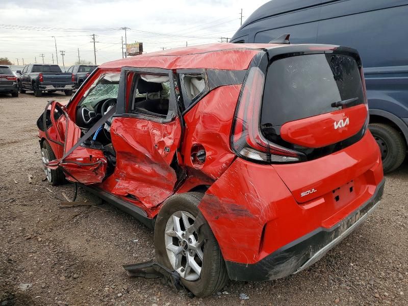 2025 KIA Soul lx