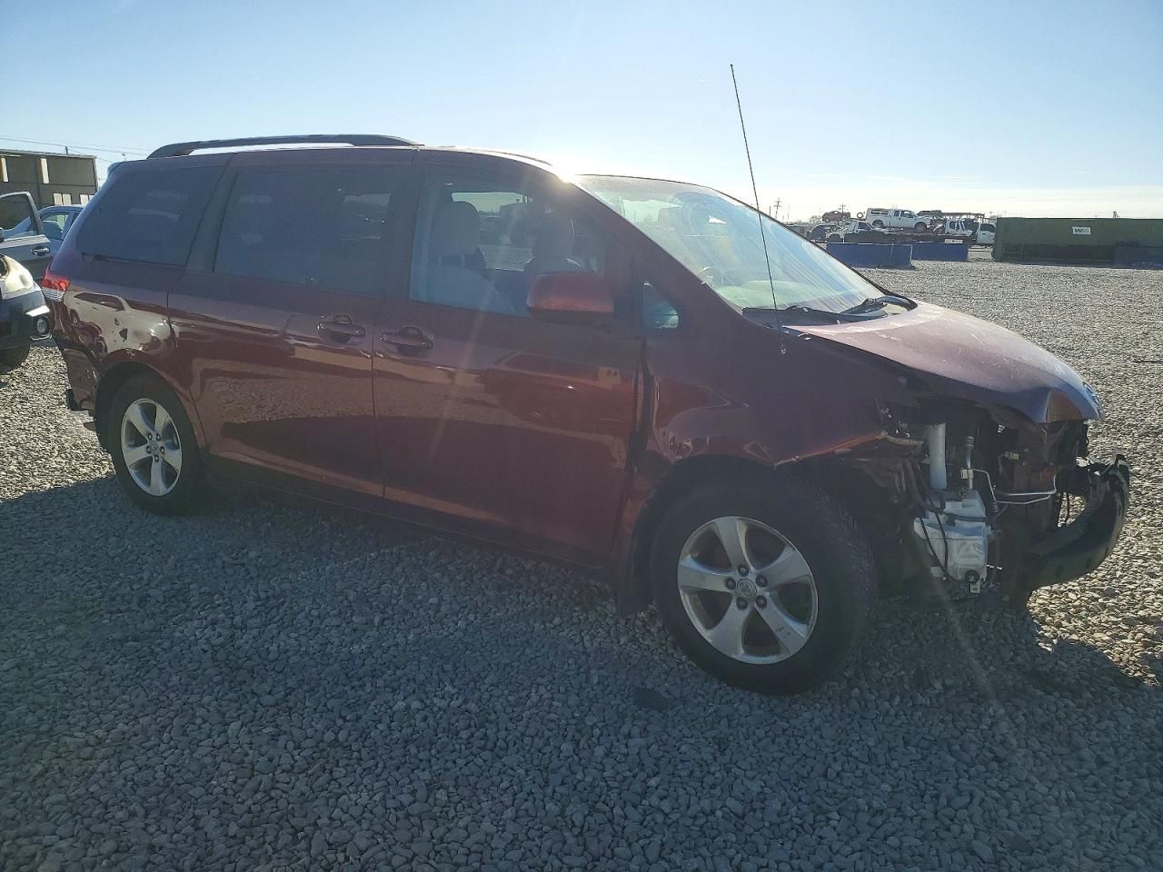 2011 Toyota Sienna le
