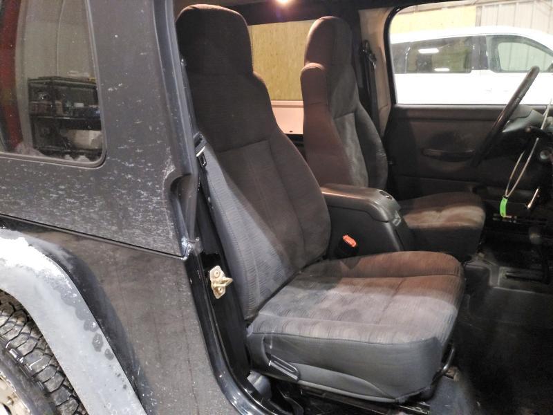 2004 Jeep Wrangler / tj Sport