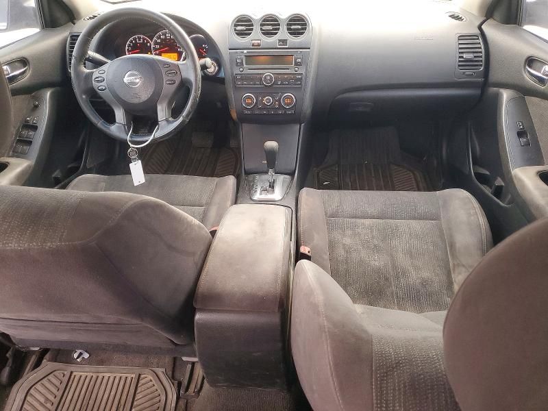 2011 Nissan Altima Base