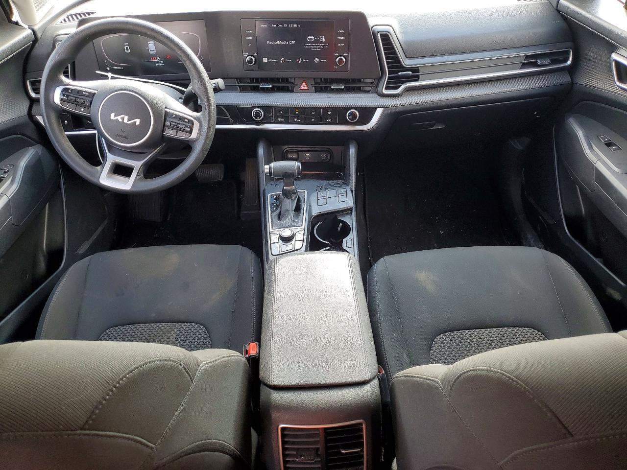 2023 KIA Sportage lx