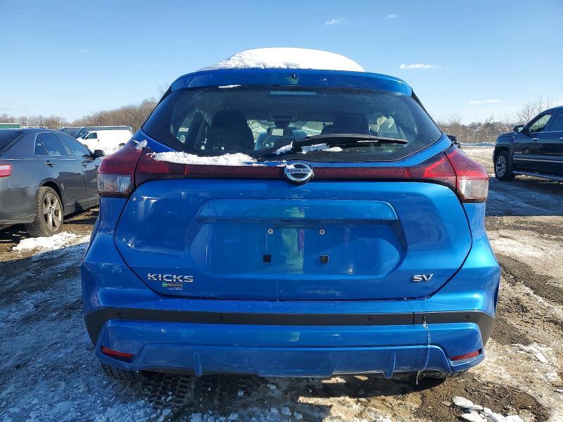 2021 Nissan Kicks sv