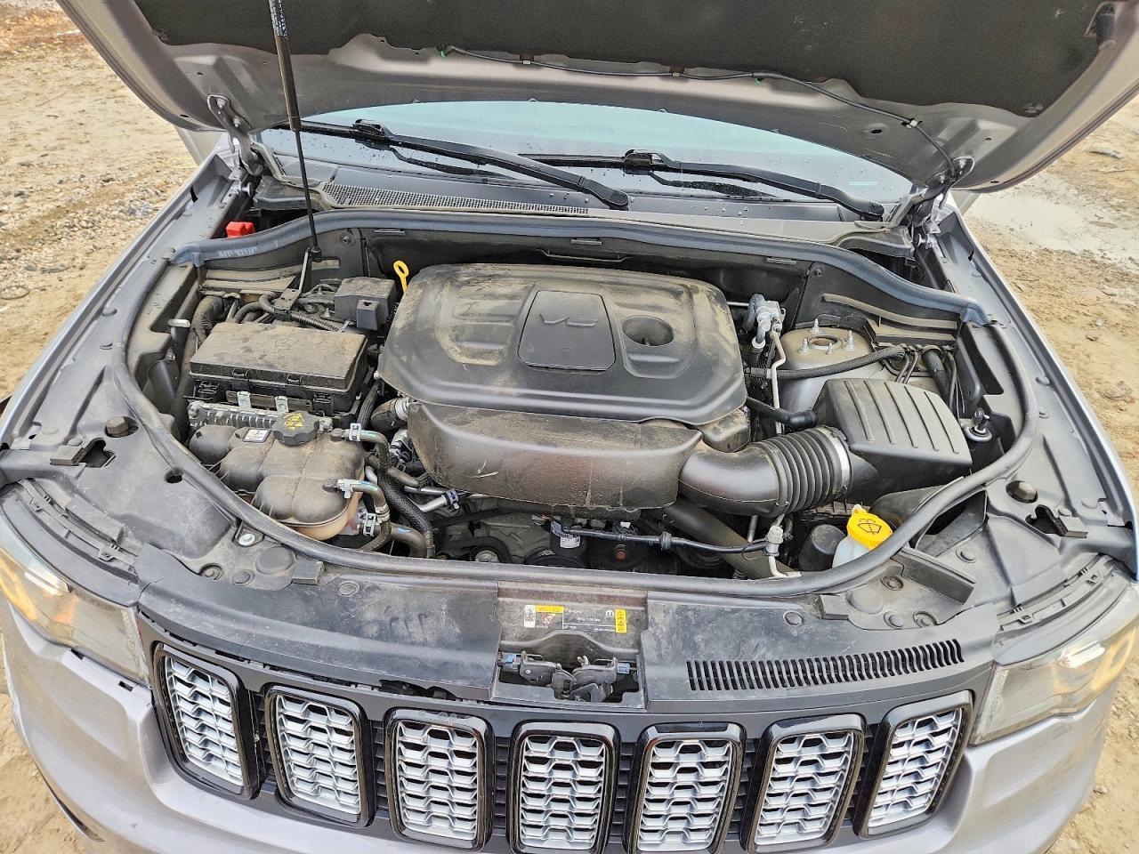 2021 Jeep Grand Cherokee Laredo