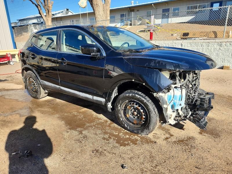 2017 Nissan Rogue Sport s