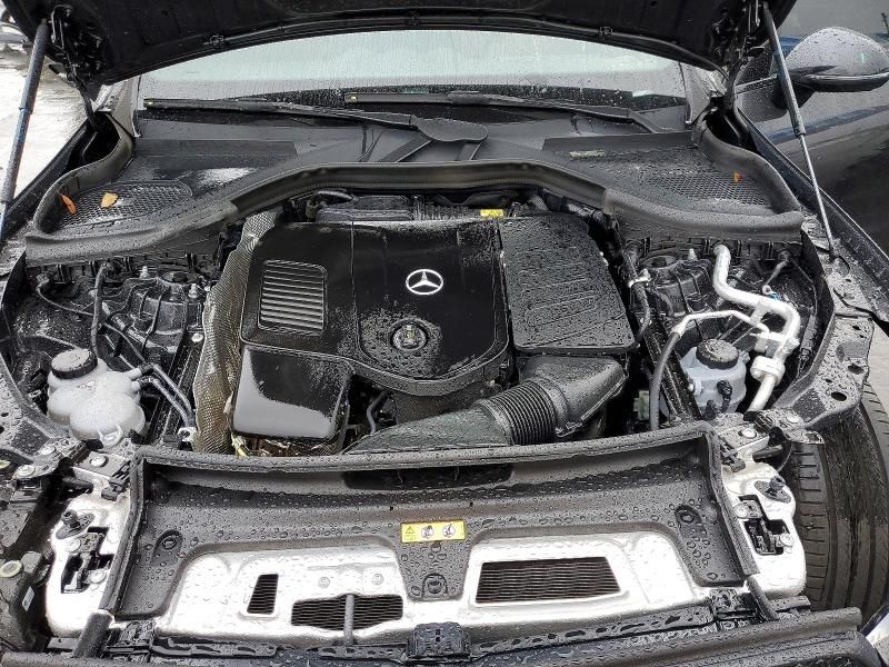 2025 Mercedes-Benz Glc 300