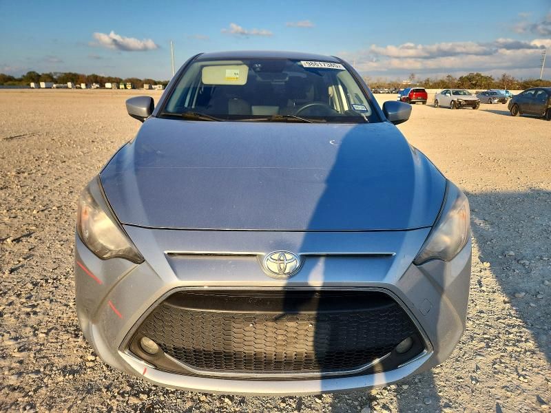 2019 Toyota Yaris l