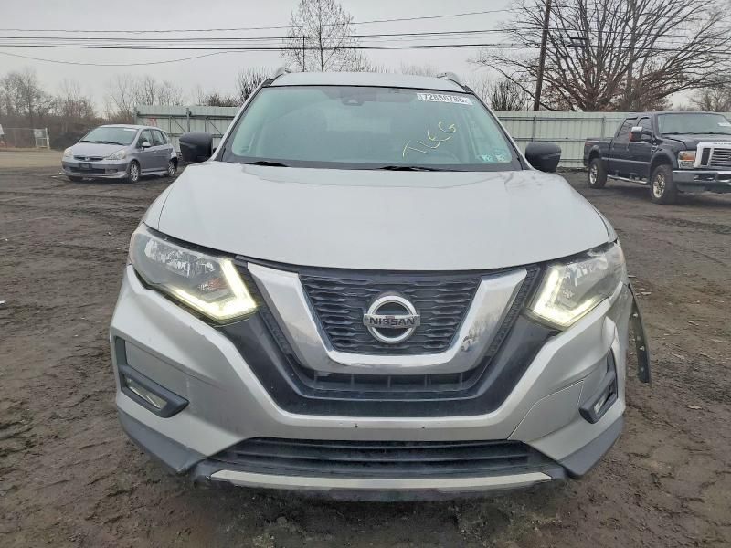 2017 Nissan Rogue sv